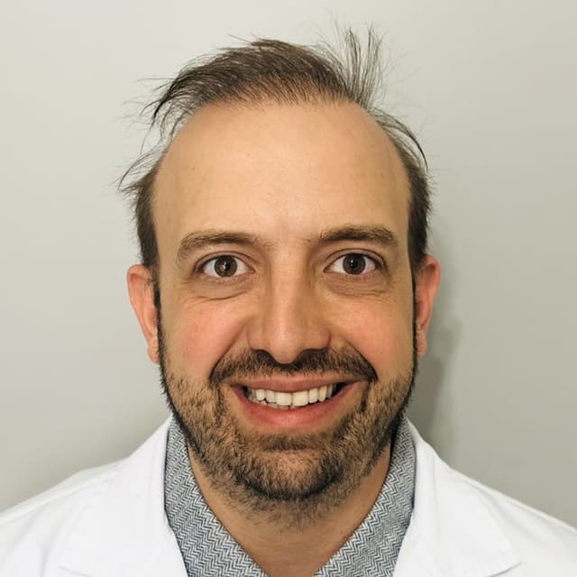Dr. José Luiz de Oliveira Schiavon — Doutor em Radiologia Clínica e Diagnóstico por Imagem
